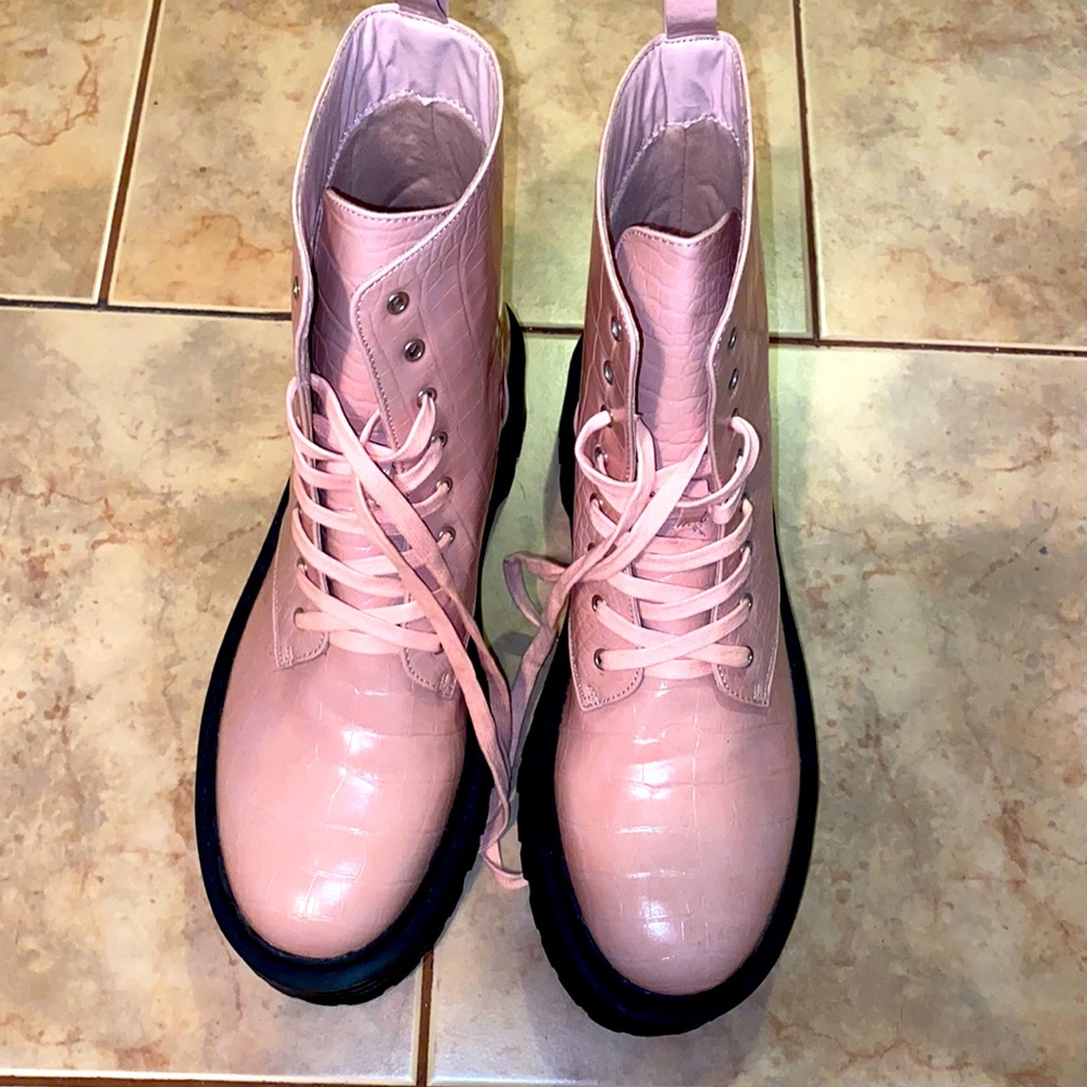 Never worn Nasty Gal pink combat boots. Size 40.